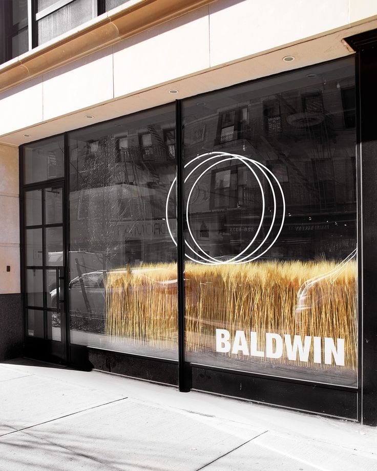 國外品牌形象店面設計和VI導示設計欣賞-2